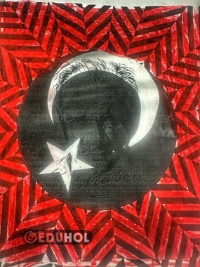 Emanetin minik ellerde Yüce Atam 🇹🇷🇹🇷🇹🇷