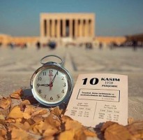 ATATÜRK Ü ANMA PANOSU