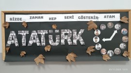 10 Kasım Panosu ,12 tane Atatürk resmi (Saat için)