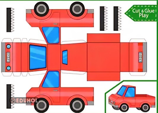 Kirmizi araba maketi