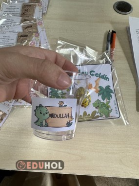 Dinozor Yumurtası Bardak Etiketi