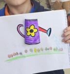 Çiçek sulayan su kabı