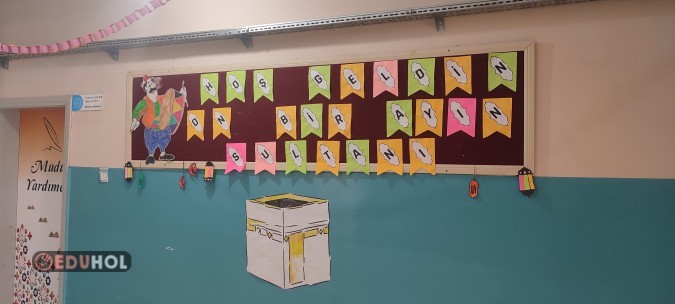 Hoşgeldin onbir ayın sultanı yazısı