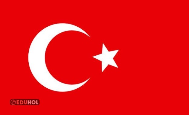 Yapraklarla yapılan çelenk etkinliği